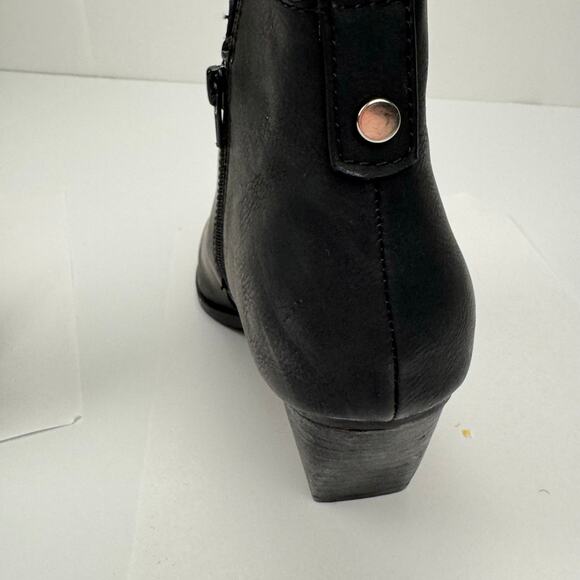 dv dolce vita Black Western Faux Leather Cuban Block Heel Ankle Booties Sz 10 - Picture 13 of 13